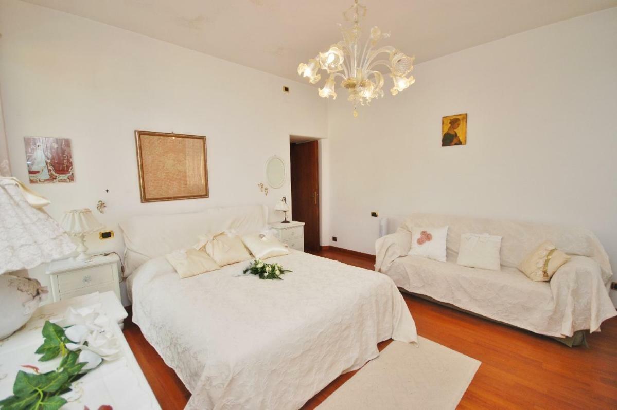 Raffinato Attico Vicino Al Mare Con Solarium Lido Di Camaiore Exteriér fotografie