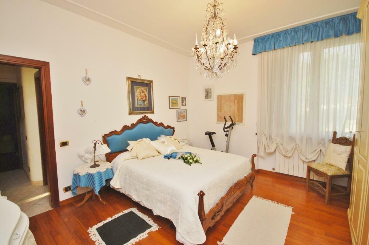 Raffinato Attico Vicino Al Mare Con Solarium Lido Di Camaiore Exteriér fotografie